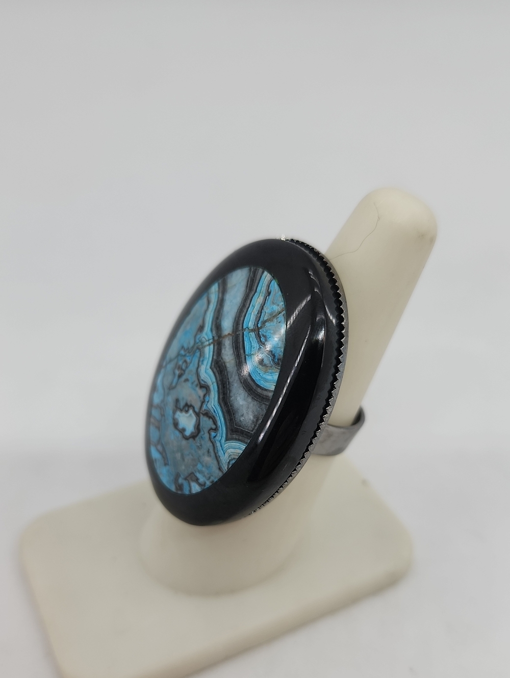 GASOLINE GLAMOUR COCKTAIL RING - Picture 2 of 5